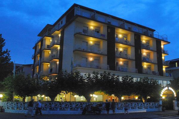 Imagen general del Hotel Buenos Aires, Cervia. Foto 4