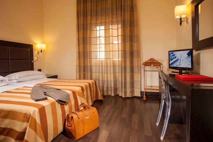 Imagen de la habitación del Hotel Buenos Aires, Flaminio. Foto 6