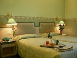 Imagen de la habitación del Hotel Buenos Aires Hotel. Foto 2