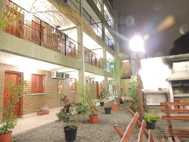 Imagen de los exteriores del Hotel Buenos Aires, SALTA. Foto 5