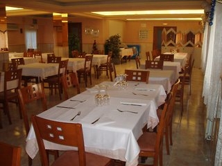 Imagen del bar/restaurante del Hotel Buenos Aires, Villafr&iacute;a. Foto 2