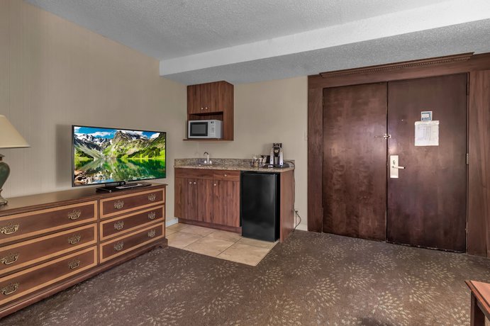 Imagen de la habitación del Hotel Buffalo Airport. Foto 7