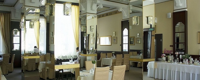 Imagen del bar/restaurante del Hotel Bug Brest. Foto 2