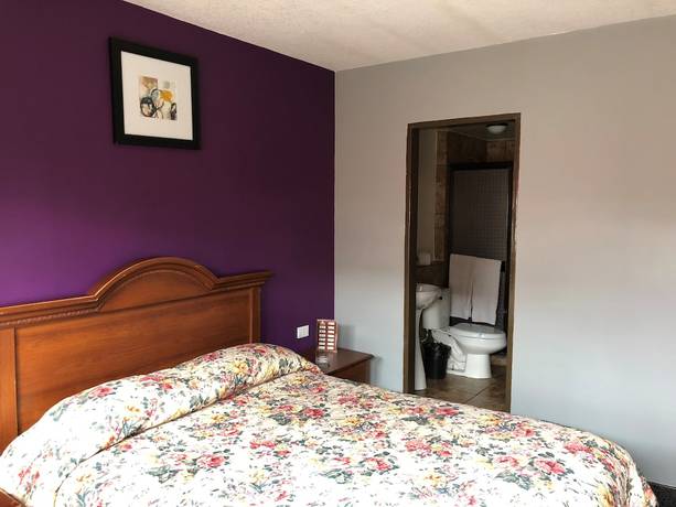 Imagen de la habitación del Hotel Bugambilias. Foto 2