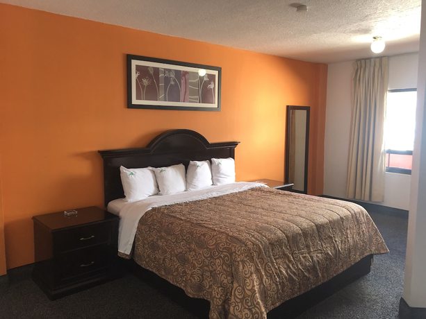 Imagen de la habitación del Hotel Bugambilias. Foto 15