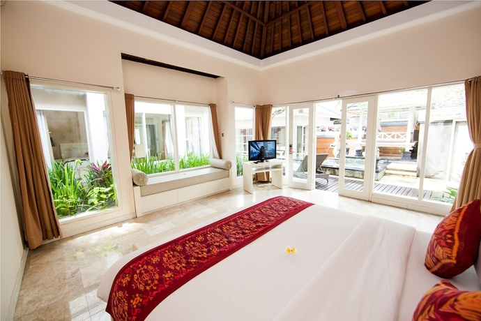 Imagen de la habitación del Hotel Bugan Villas. Foto 7