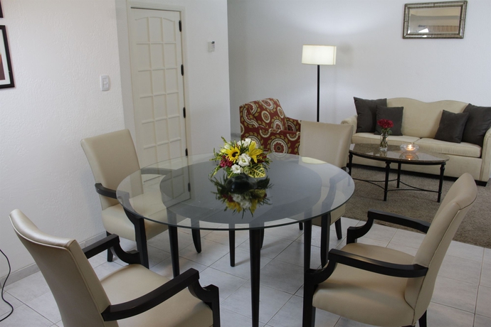 Imagen de la habitación del Hotel Buganvillas Suites and Spa. Foto 6