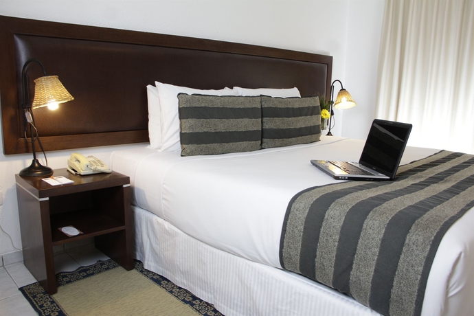 Imagen de la habitación del Hotel Buganvillas Suites and Spa. Foto 7