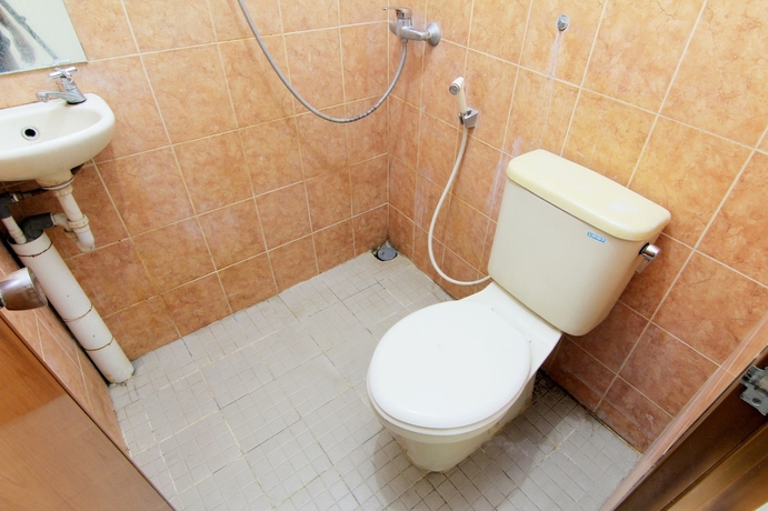 Imagen de la habitación del Hotel Bugis Asri. Foto 13