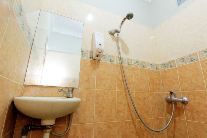 Imagen de la habitación del Hotel Bugis Asri. Foto 15