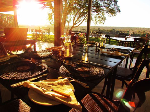 Imagen de los exteriores del Hotel Buhala Lodge. Foto 14