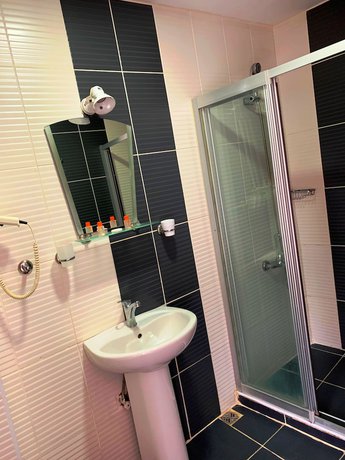 Imagen de la habitación del Hotel Buhara. Foto 3