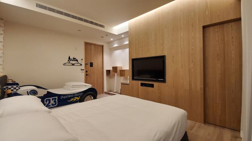 Imagen general del Hotel Building block forest. Foto 3