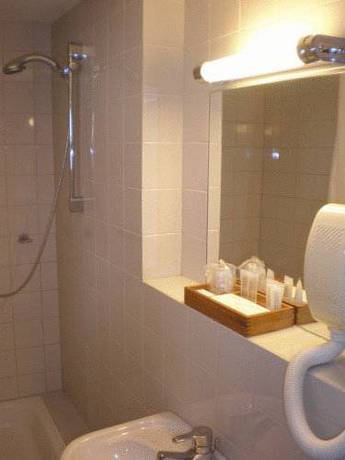 Imagen de la habitación del Hotel Buitenplaats Kasteel Elsloo. Foto 3