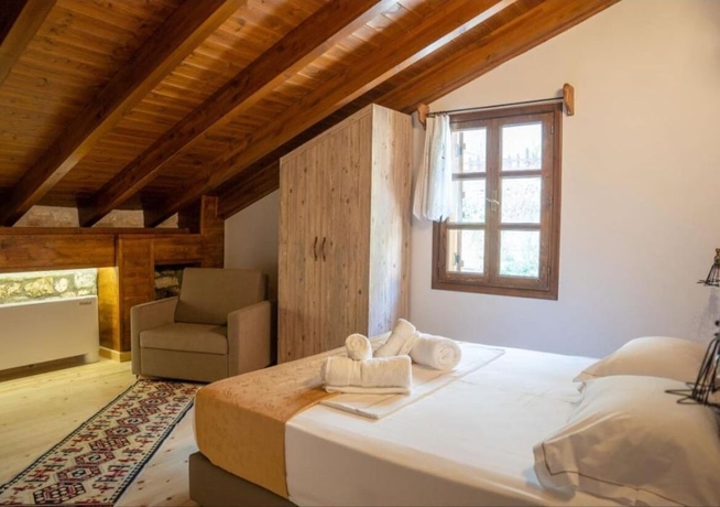 Imagen de la habitación del Hotel Bujtina Kapllani. Foto 9