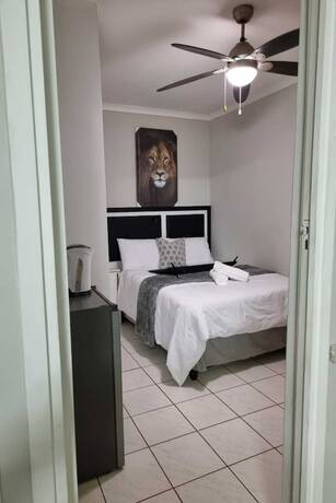 Imagen de la habitación del Hotel Bujumbura Guest House. Foto 20