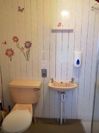 Imagen de la habitación del Hotel Bukhari. Foto 5