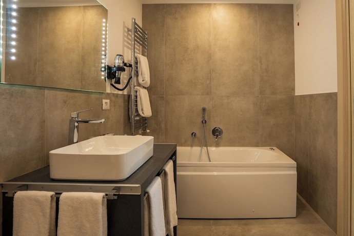 Imagen de la habitación del Hotel Bul&agrave;. Foto 11