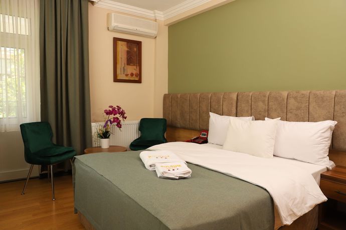 Imagen de la habitación del Hotel Buldum. Foto 19