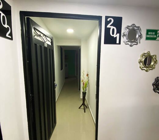 Imagen de la habitación del Hotel Bulerias 33. Foto 16