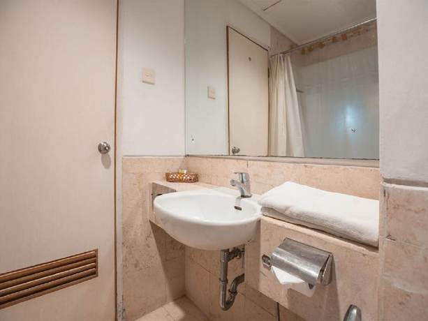 Imagen de la habitación del Hotel Bulevar Tanjung Duren Jakarta. Foto 11