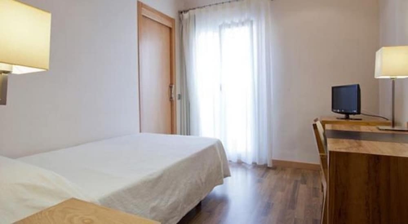 Imagen de la habitación del Hotel Bulevard, Benicasim. Foto 15