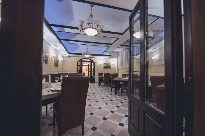 Imagen del bar/restaurante del Hotel Bulevard Predeal. Foto 3