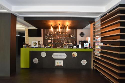 Imagen general del Hotel Bulevard, Ramnicu Valcea. Foto 4