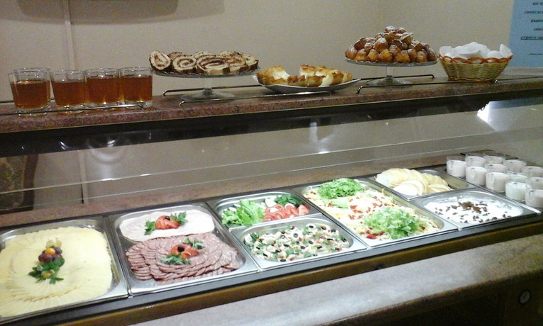 Imagen del bar/restaurante del Hotel Bulgar. Foto 3