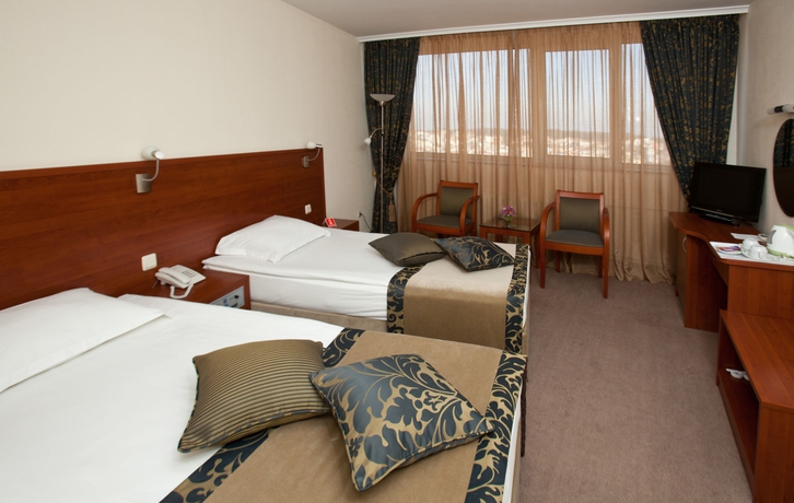 Imagen de la habitación del Hotel Bulgaria Burgas. Foto 3