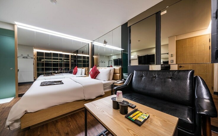 Imagen de la habitación del Hotel Bulgwang Noblesse. Foto 19