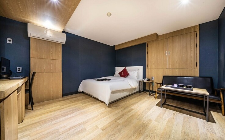 Imagen de la habitación del Hotel Bulgwang Noblesse. Foto 30
