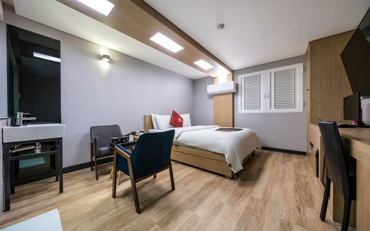 Imagen de la habitación del Hotel Bulgwang Noblesse. Foto 33