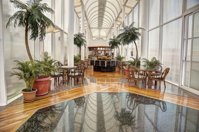 Imagen del bar/restaurante del Hotel Bull Astoria. Foto 9