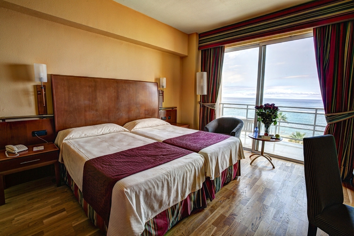 Imagen de la habitación del Hotel Bull Reina Isabel and Spa. Foto 3