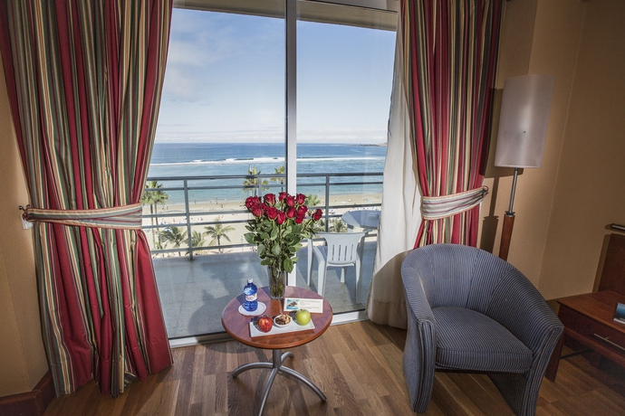 Imagen de la habitación del Hotel Bull Reina Isabel and Spa. Foto 12