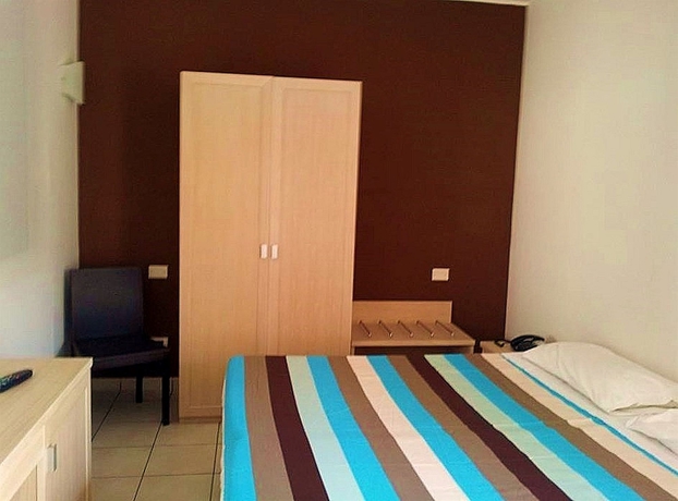 Imagen de la habitación del Hotel Bulla Regia. Foto 3