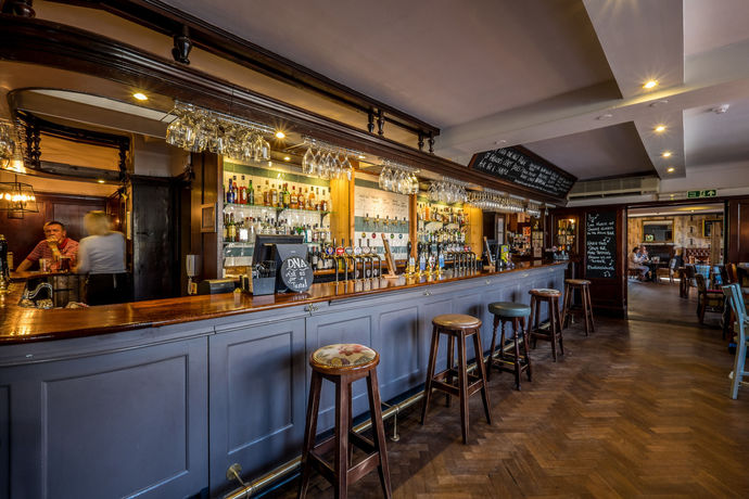 Imagen del bar/restaurante del Hotel Bulls Head. Foto 4