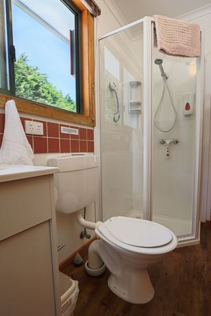 Imagen de la habitación del Hotel Buln Buln Cabins. Foto 9