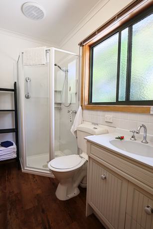 Imagen de la habitación del Hotel Buln Buln Cabins. Foto 11