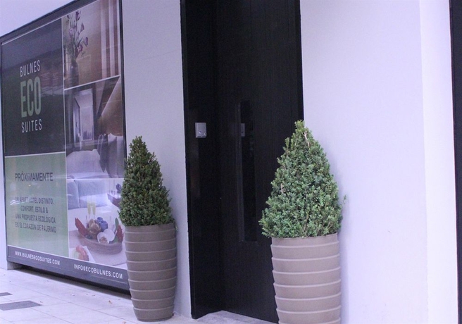 Imagen de los exteriores del Hotel Bulnes Eco Suites. Foto 13