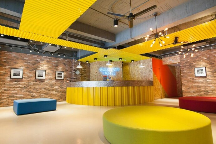 Imagen de los interiores del Hotel Bulowan. Foto 28
