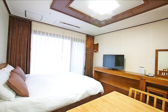 Imagen de la habitación del Hotel Bulranji Hotel. Foto 6