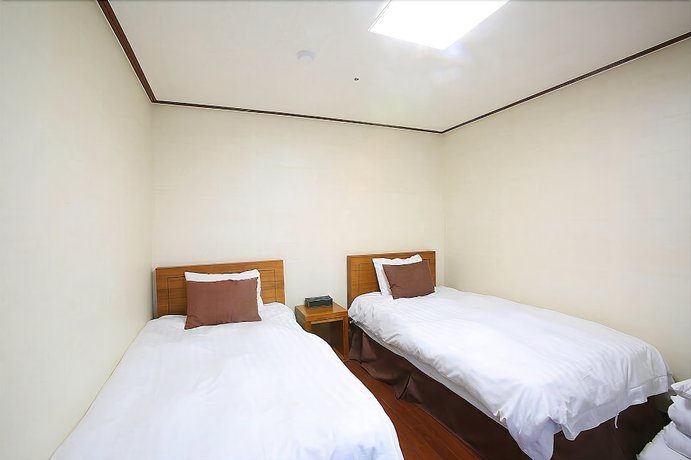 Imagen de la habitación del Hotel Bulranji Hotel. Foto 14