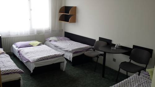 Imagen de la habitación del Hotel Buly. Foto 7