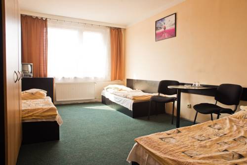 Imagen de la habitación del Hotel Buly. Foto 8