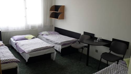 Imagen de la habitación del Hotel Buly. Foto 9