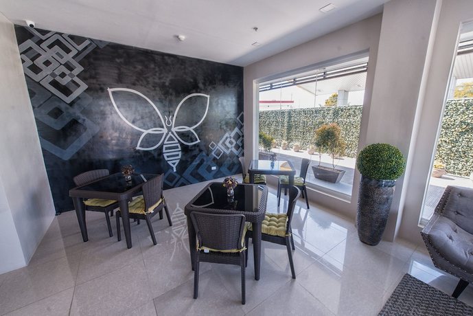 Imagen del bar/restaurante del Hotel Bumble V Hotel Subic. Foto 6
