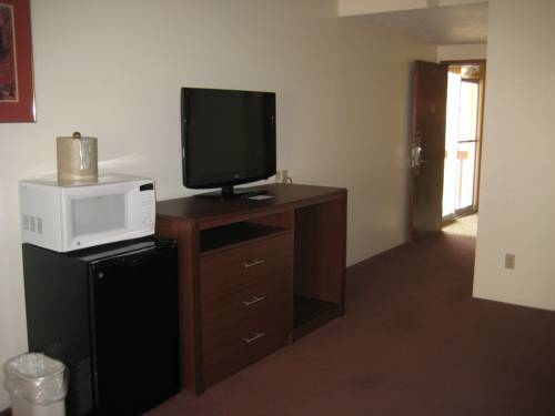 Imagen de la habitación del Hotel Bumbleberry Inn. Foto 5