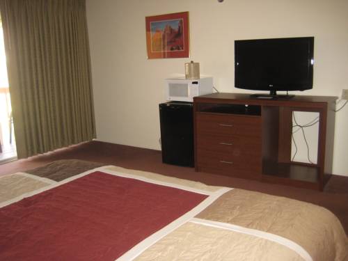 Imagen de la habitación del Hotel Bumbleberry Inn. Foto 6